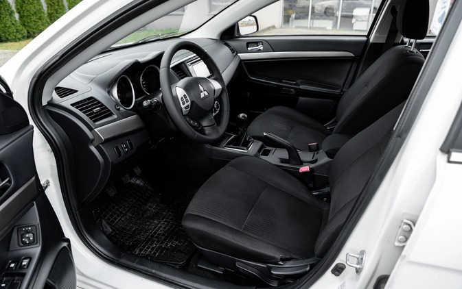 Mitsubishi Lancer cena 32900 przebieg: 150000, rok produkcji 2014 z Radom małe 596